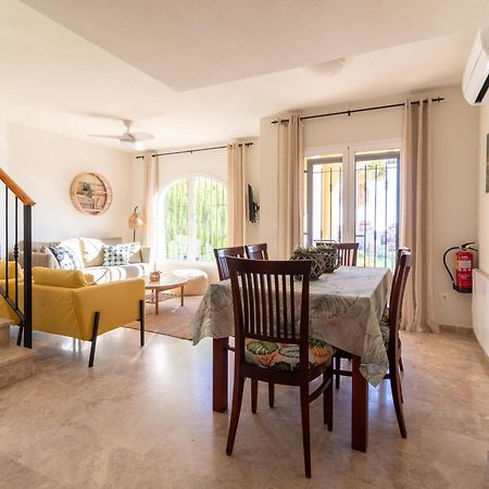 Casa La Rosaleda Villa Мучамел Екстериор снимка