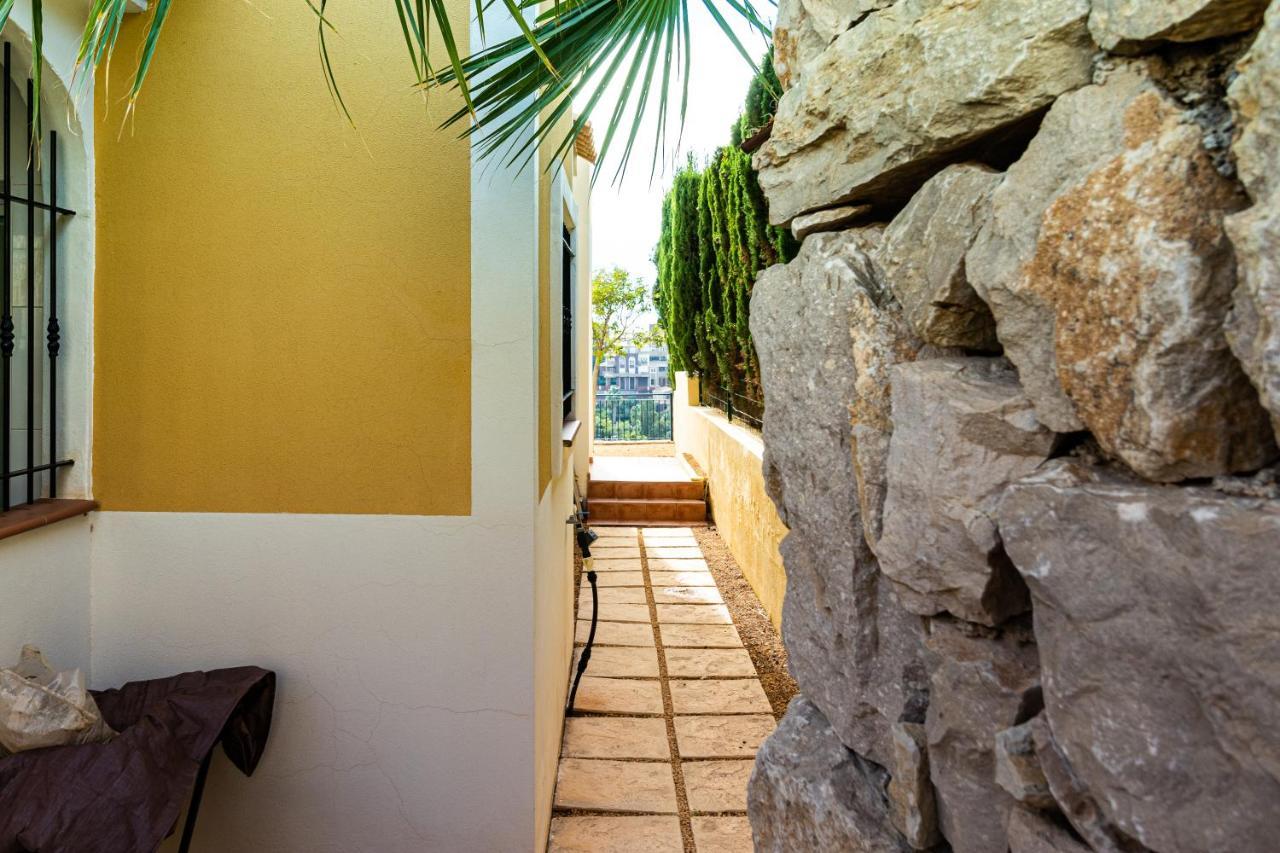 Casa La Rosaleda Villa Мучамел Екстериор снимка