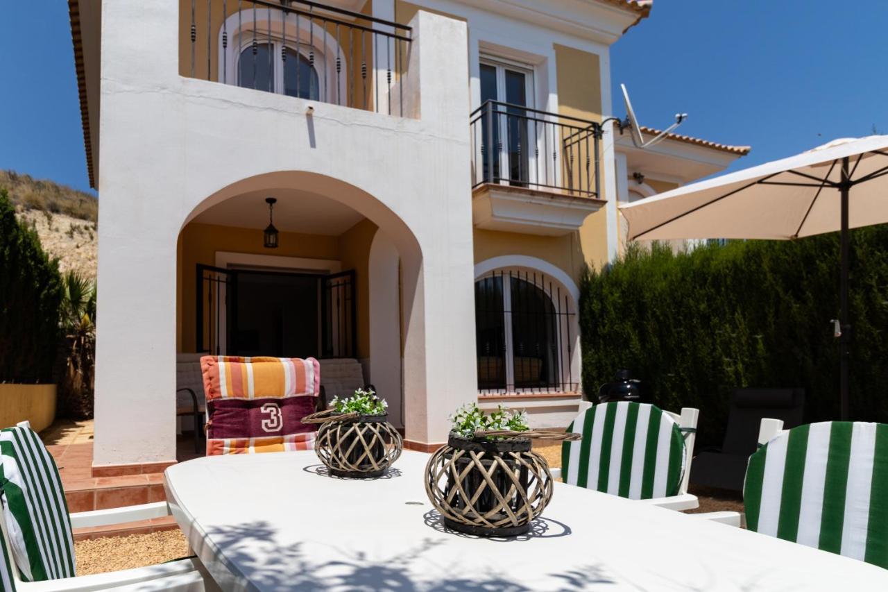 Casa La Rosaleda Villa Мучамел Екстериор снимка